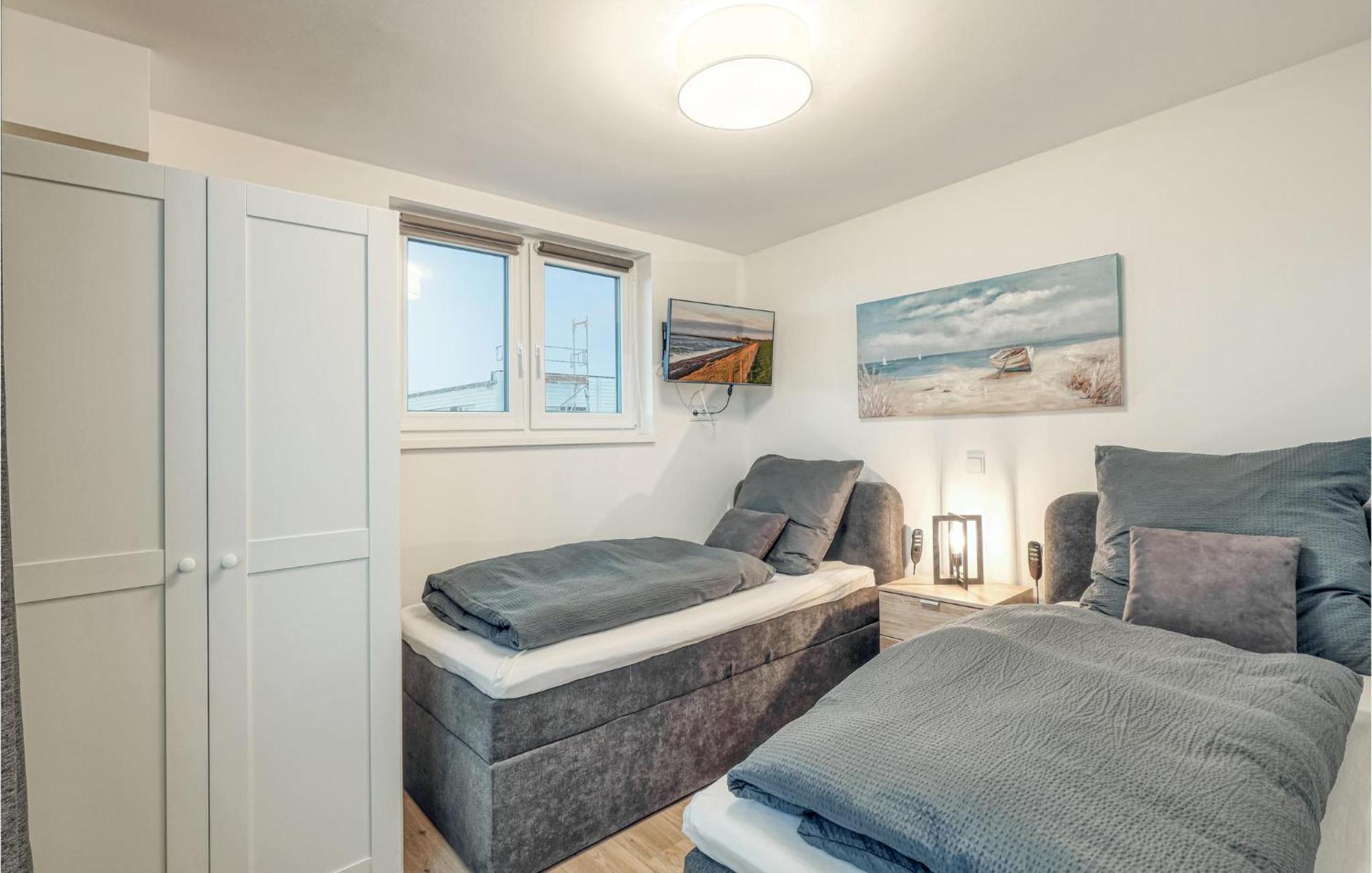 Amazing Home In Tossens With Wifi Bagian luar foto