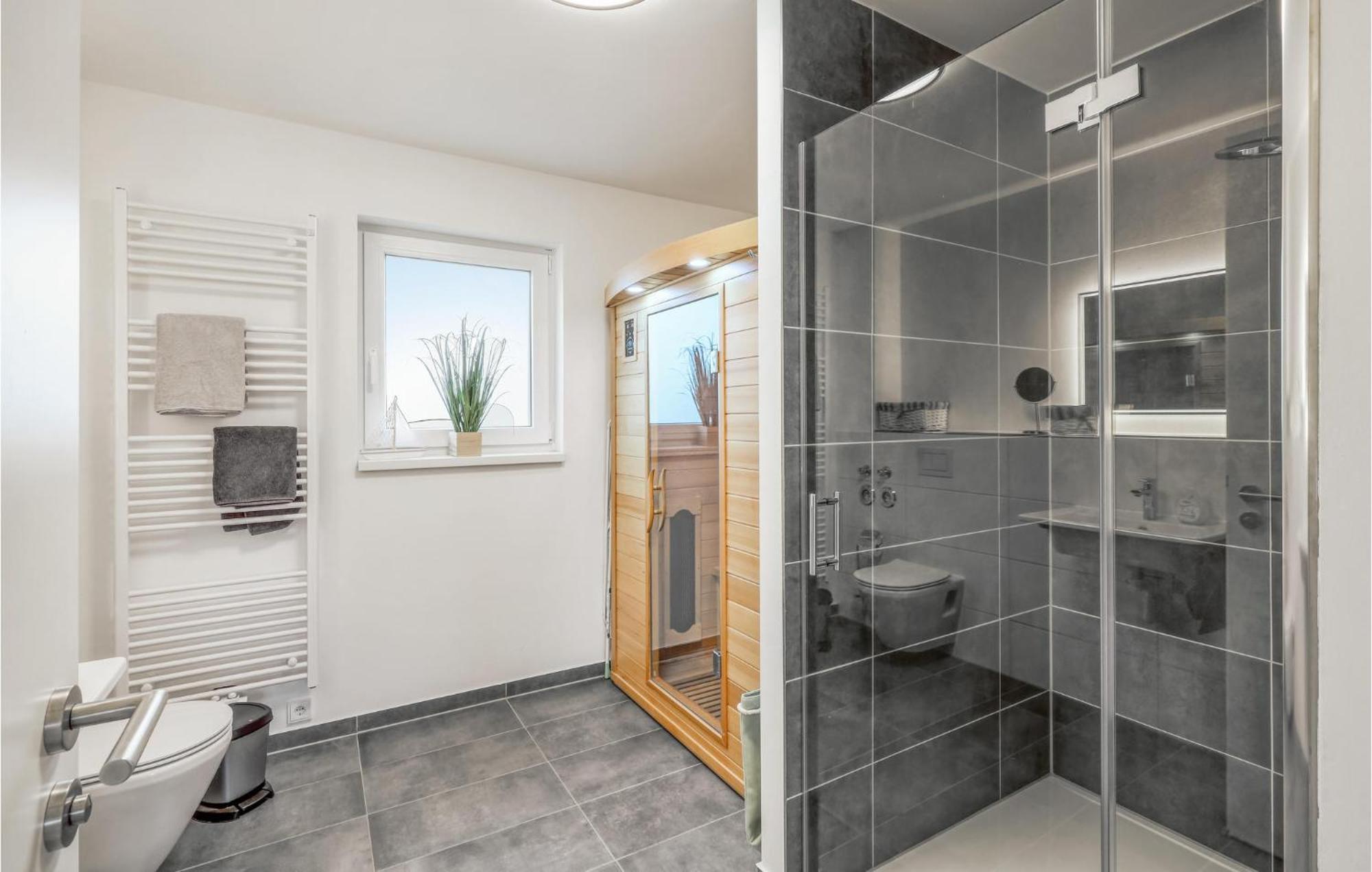 Amazing Home In Tossens With Wifi Bagian luar foto